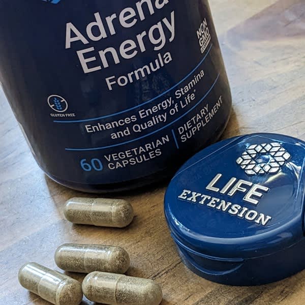 Đánh giá Adrenal Energy Formula của Life Extension: Giải pháp hỗ trợ tuyến thượng thận