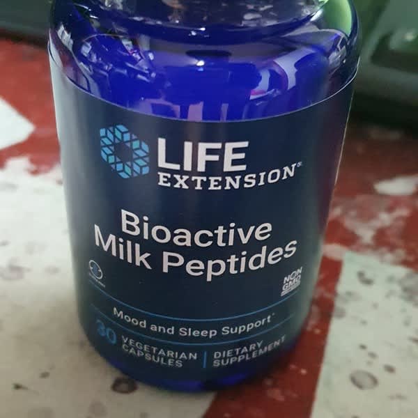 Đánh giá Bioactive Milk Peptides của Life Extension: Lợi ích sức khỏe toàn diện
