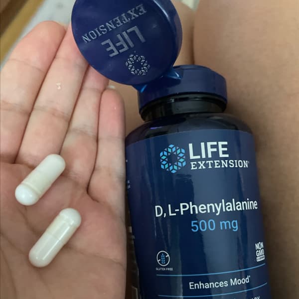 Đánh giá D-L Phenylalanine Capsules của Life Extension: Có thực sự hiệu quả?